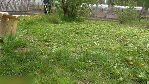 Мотокоса HUTER GGT 1000S в действии