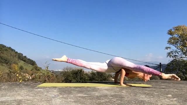 Eka pada kaundiniasana 1 смотреть онлайн