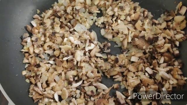 Шампиньоны фаршированные (с куриным филе).