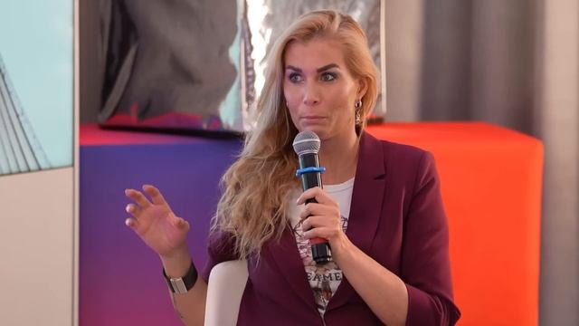 Вакансии, зарплаты, удалёнка: как меняется поиск первой работы в IT смотреть онлайн