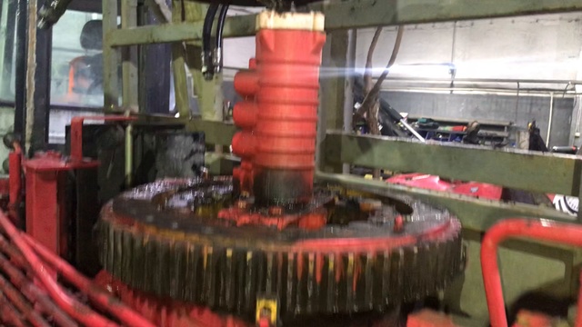 UNIC URV370. Снимаем колонну для замены ОПУ