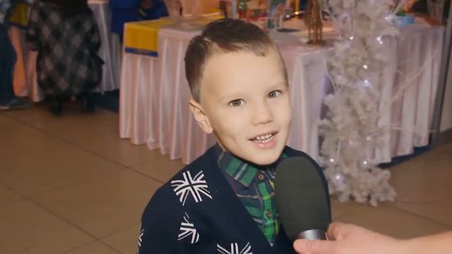 Гвоздь дня. Ирина Линник. (14 12 15) Выставки "Рождественская звезда" и "Таки да, вкусно" смотреть онлайн