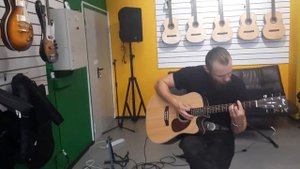 Игра на электроакустической гитары Cort MR500E OP и комбоусилителе JOYO AC-40