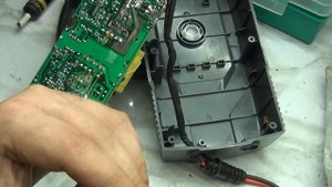 ЧТО СГОРЕЛО В BOSCH C7 ЗАРЯДНОЕ УСТРОЙСТВО ДЛЯ АКБ 12\24В