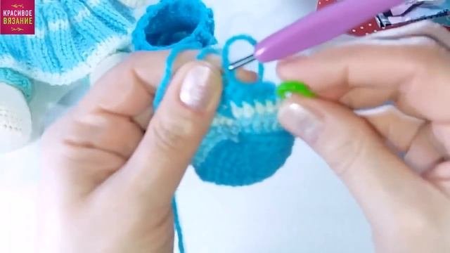 Игрушка котенок крючком Вяжем сапожки Видео мастеркласс