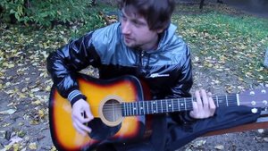 Дмитрий Анатольевич Медведев поет про любовь