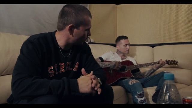 Статус   Трейлер
