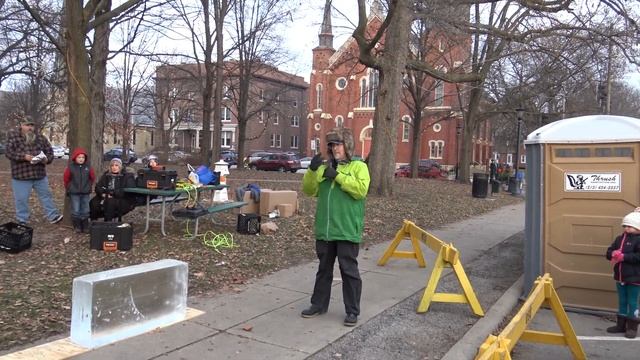 Live Ice Carving Demostration #1@Chris Kringle Market смотреть онлайн