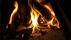 Камин для телевизора и монитора. Огонь в камине. Заставка камин. Костер. Треск огня.