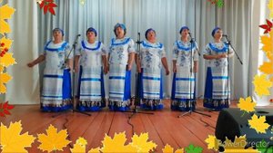 "По селу гуляет гармонист"