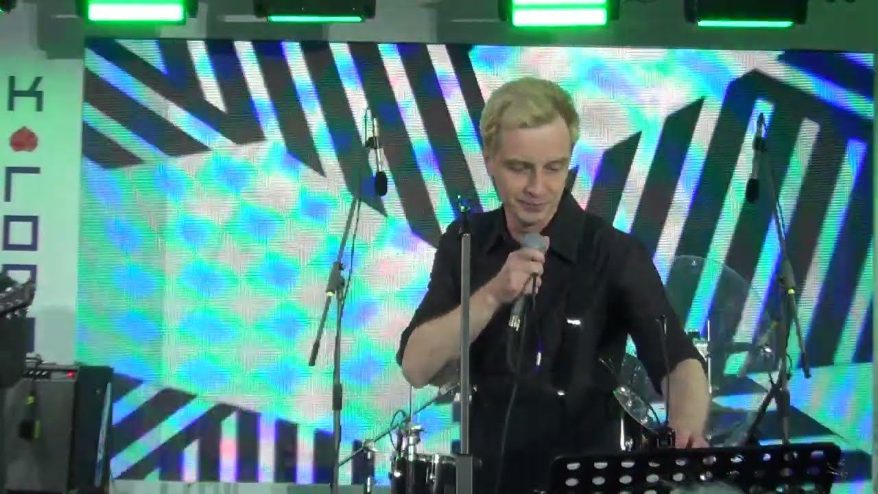 "Мы маленькие дети". Алексей Гоман и "Маленький оркестр"