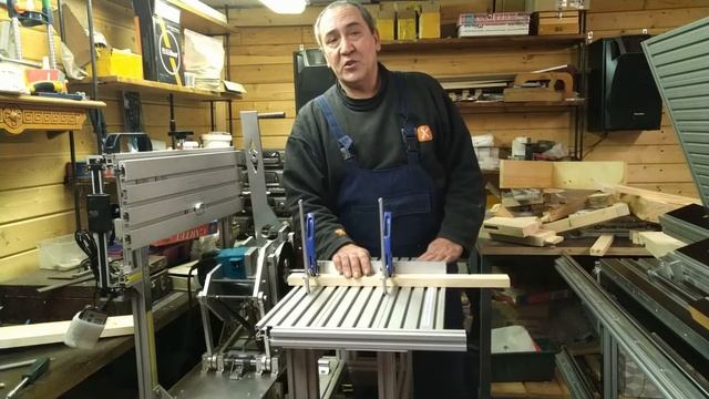 Шипорезный станок (для фрезера Makita 3612) смотреть онлайн