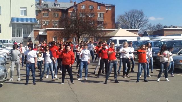 Flash mob Контактный центр МТС Краснодар смотреть онлайн