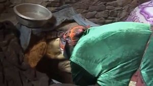 А вот так пекут хлеб в селении  Мишлеш @user-tk1lo7st6r