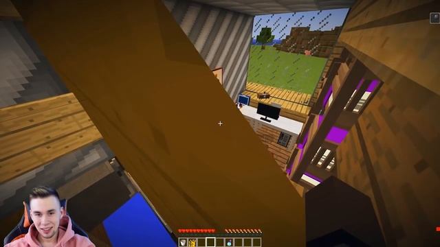 ДВА ПРО УМЕНЬШИЛИСЬ И СПРЯТАЛИСЬ ОТ НУБА В САМОЙ СЕКРЕТНОЙ НЫЧКЕ! ПРЯТКИ В МАЙНКРАФТЕ 100% ТРОЛЛИНГ смотреть онлайн