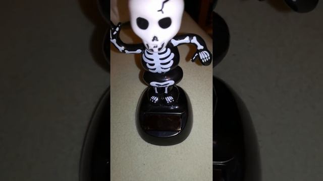 SaNS UNdErtAle смотреть онлайн