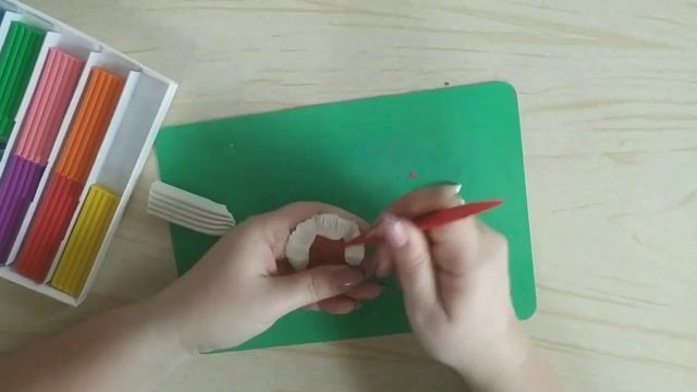 Заняття з ліплення для дітей старшого дошкільного віку "Дід Мороз" смотреть онлайн