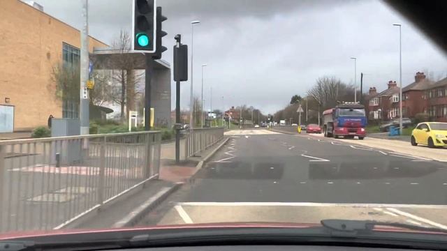 Chadderton test route (19)big ELK mill roundabout side смотреть онлайн