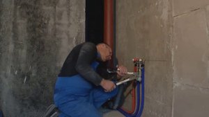 Монтаж труб Рехау  Способ сборки трубы Рехау