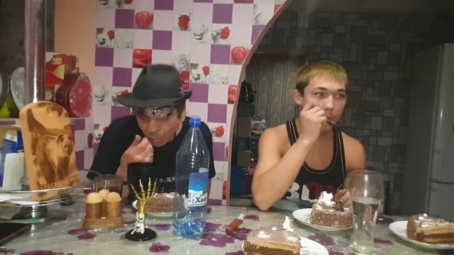 Празднование дня рождения моего друга Дениса исполнилось 22 года смотреть онлайн