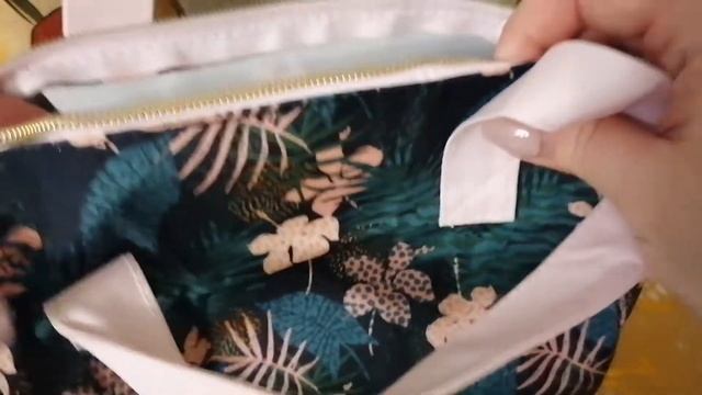 ❄️Заказ Ив Роше❄️ в декабре по бланку сентября❄️ 5 подарков смотреть онлайн