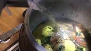 Афганский казан. Картошка по «деревенски». Выдавило прокладку.