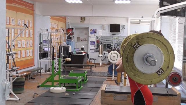 Шумихин Артур, 14 лет, вк 49 Т с выс плин 65 кг 3 на 2 раз смотреть онлайн