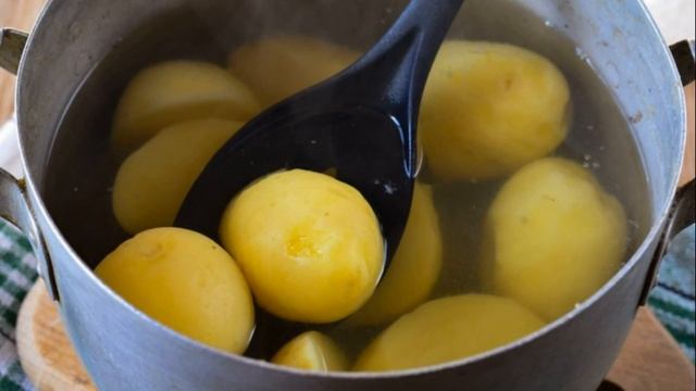КАРТОФЕЛЬ - Польза и Вред (Почему полезен только вареный картофель)