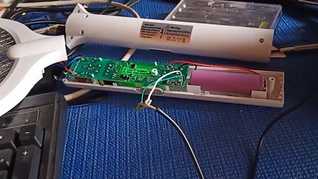 No charger docker , No Problem. DIY mosquito killer charger. 5V смотреть онлайн