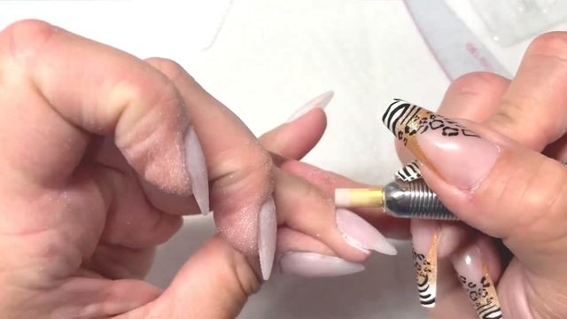 DIY HAILEY BIEBER GLAZED ? NAILS AT HOME | Easy for beginners смотреть онлайн