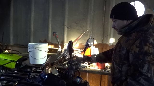 Ветровое стекло на квадре смотреть онлайн