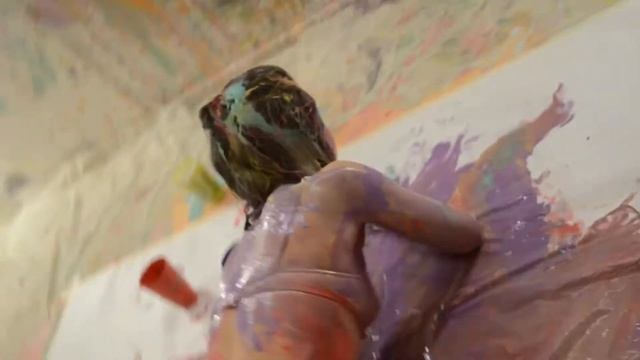 Рисование телом • Женя смотреть онлайн