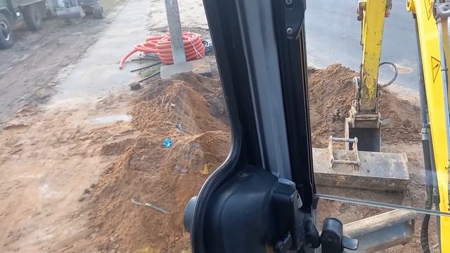WACKER NEUSON ET24.  Рабочие будни мини эксковатора.  Последний день  коллективный работун.