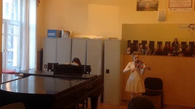 Кабалевский Концерт для скрипки,1 часть. Аделина Фарулева 9 лет. смотреть онлайн
