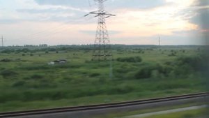 Вид из окна поезда. Отъезжая от Санкт-Петербурга. 14.07.2014 г .