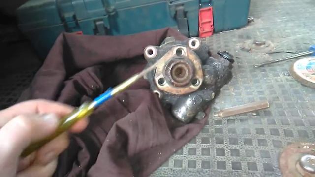 Насос ГУР т-4 1993 г.в. смотреть онлайн