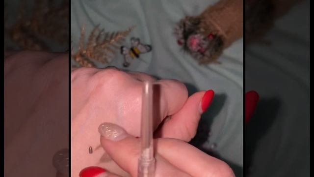 Двусторонний карандаш для бровей #O.TWO.O смотреть онлайн