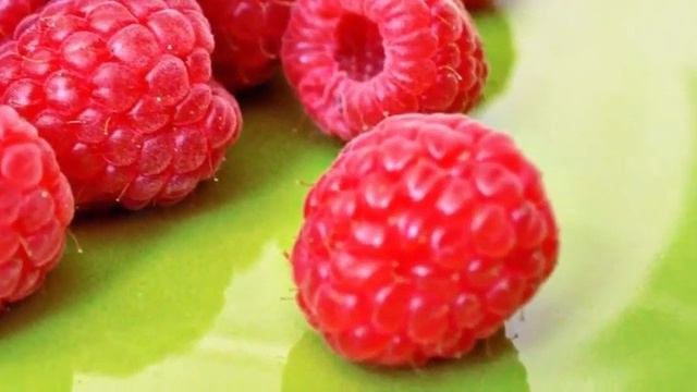 МАЛИНА - польза и вред. Малина обязательна для мужчин! смотреть онлайн