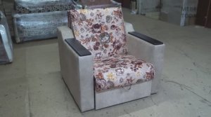 Видео-обзор на кресло-кровать аккордеон Людмила 70 с прямыми деревянными подлокотниками