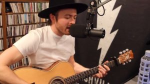 Joe Robinson performing "The Ghost of Al Capone" live on Lightning 100