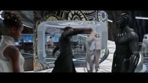 Т'Чалла выбирает себе новый костюм.Чёрная Пантера.2018