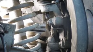 Как снять шаровую опору Ваз, работа сьемника шаровых опор.