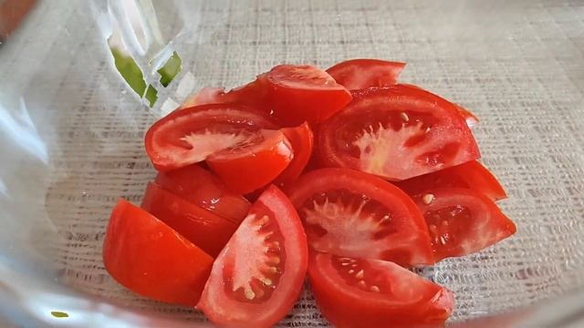 Готовлю этот Баклажановый Салат сразу много,чтобы есть каждый день ??Badimcan Salati? смотреть онлайн