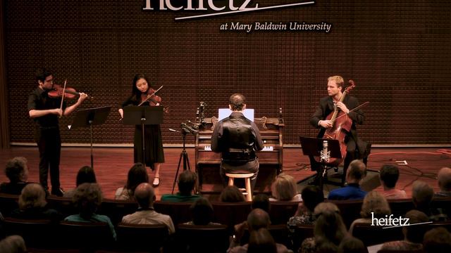 Dvorak: Bagatelles for Harmonium & String Trio смотреть онлайн