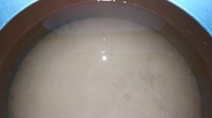 Очищаю парафин для варки цепи