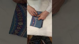 как сложить и красиво подарить оригинальный Павловопосадский платок в фирменной коробочке