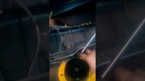 Установка газовых стоек под капот 2115