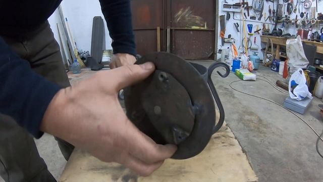 Кованый таган (садж) на углях для готовых шашлыков и других блюд своими руками