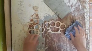 Как сделать кастет из дерева своими руками?DIY