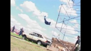 Трюки в исполнении каскадера  Сергея Юркина